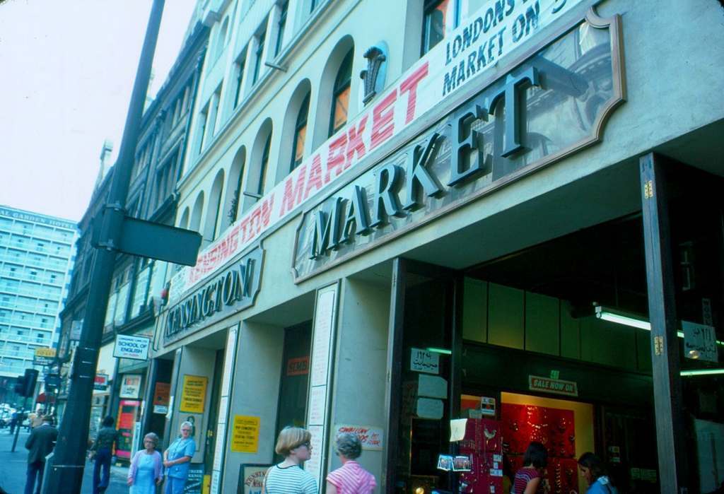 1976 - London - Kensington Market
