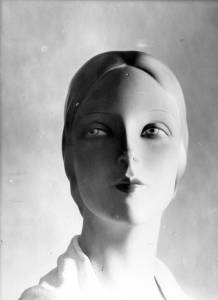 The Dummy's Art Deco Head: A 1920 Study In Four Photographs - Flashbak