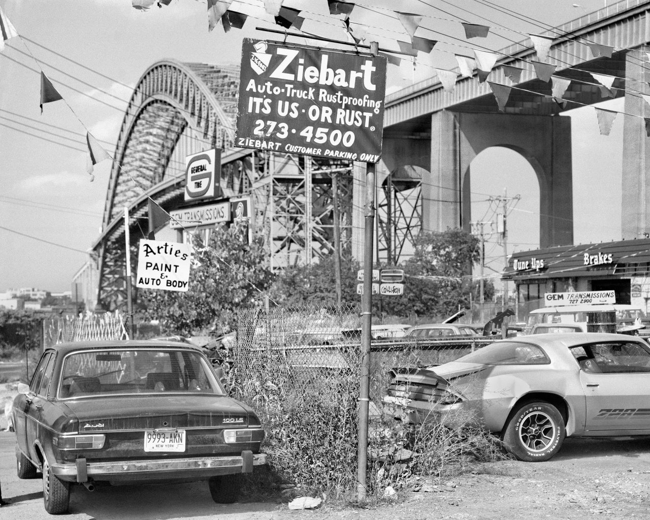 Christine Osinski's Photographs of Staten Island's Overlooked New