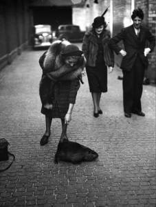 When Wearing Fur Was De Rigueur in London (1900 - 1950) - Flashbak