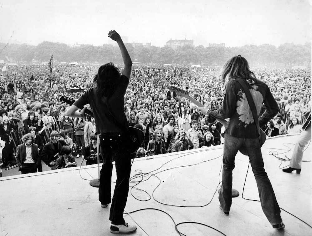 3rd July 1971: Humble Pie playing a free concert for fans in London's Hyde Park. Steve Marriott (1947 - 1991) is on the left. (Photo by Central Press/Getty Images)