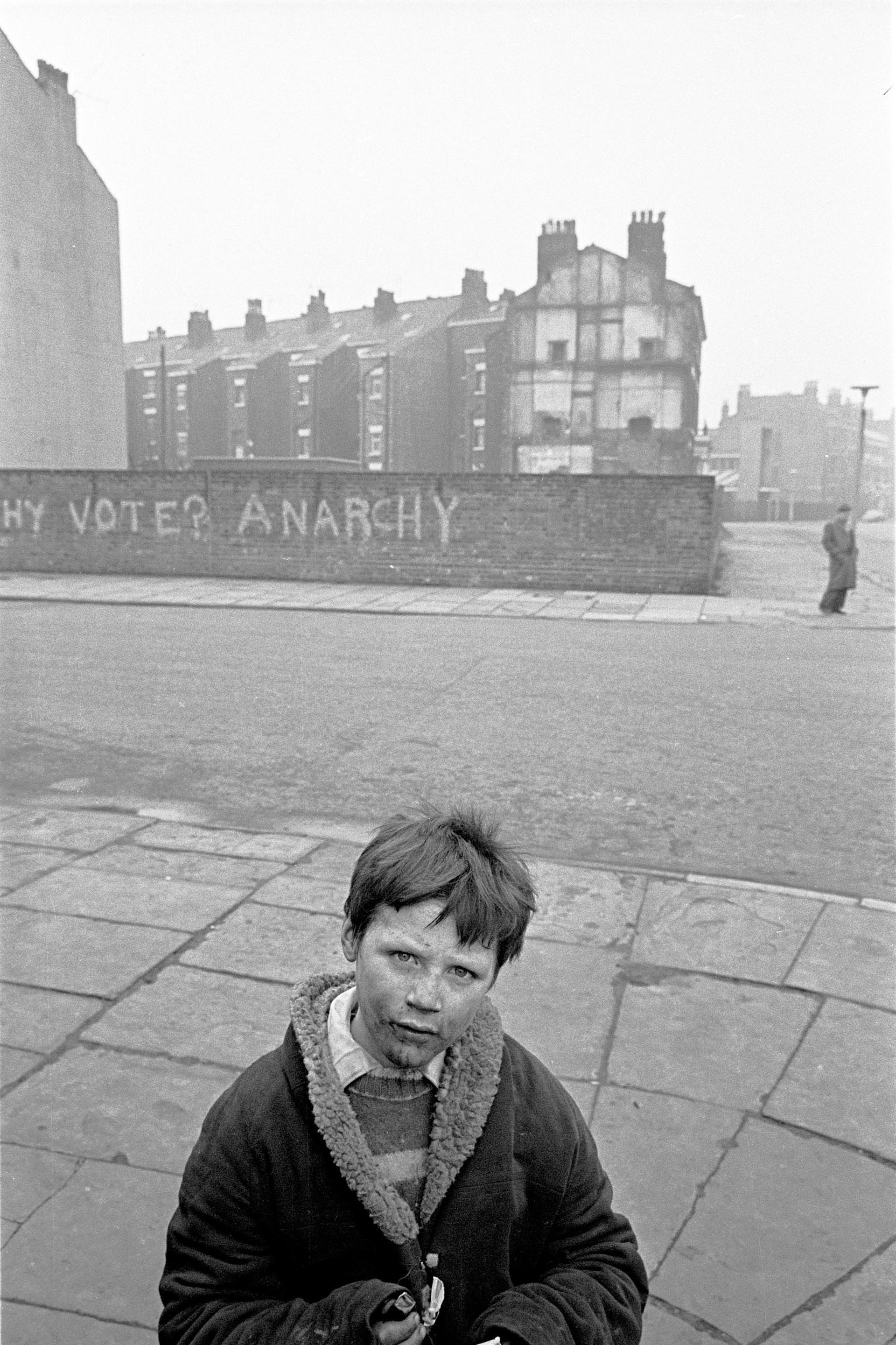 Basic Shelter Slum Life And Squalor In British Cities 1968 72 Flashbak