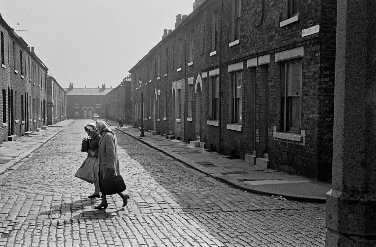 Street scene Salford 3 1970
