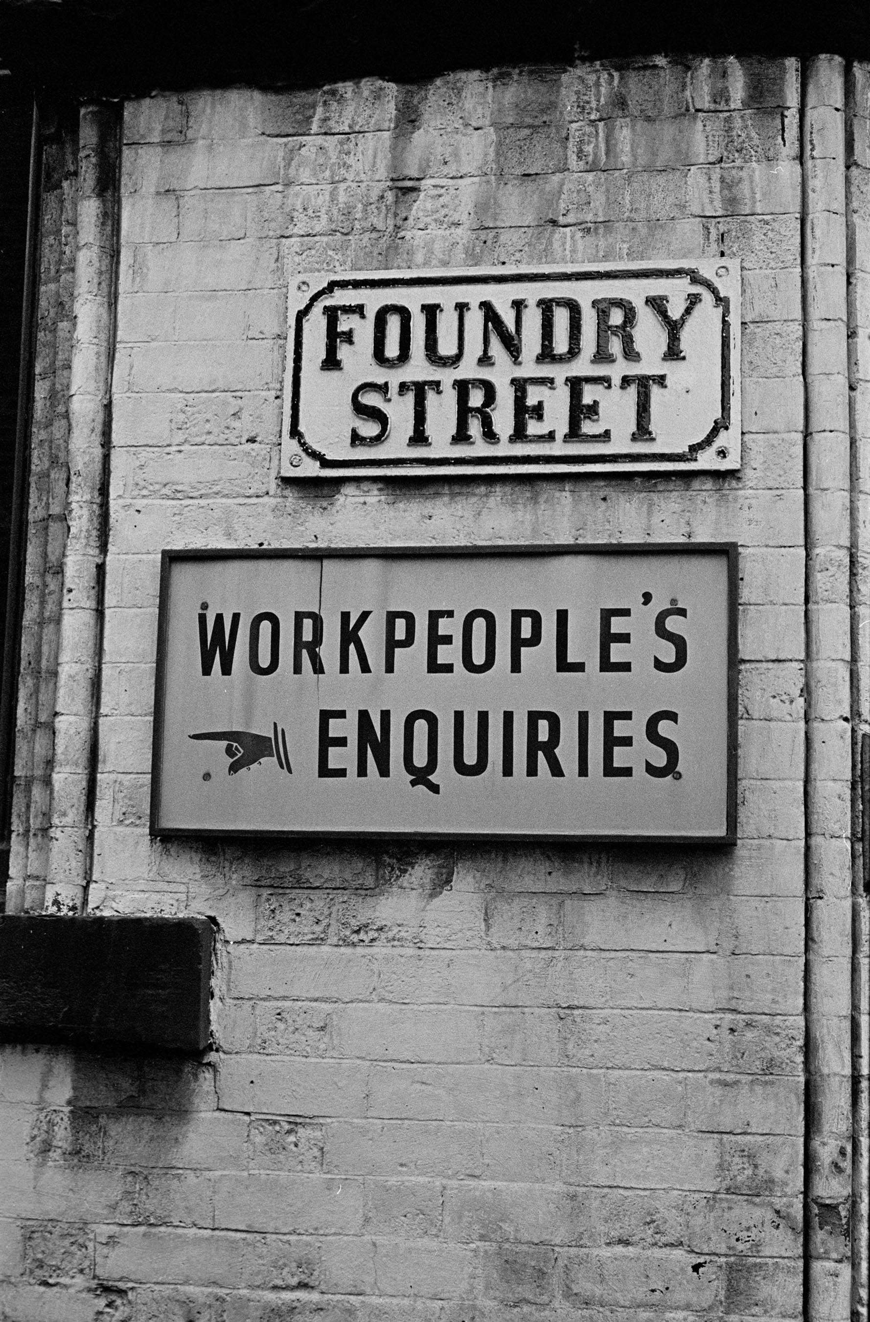 Street sign Leeds 1970