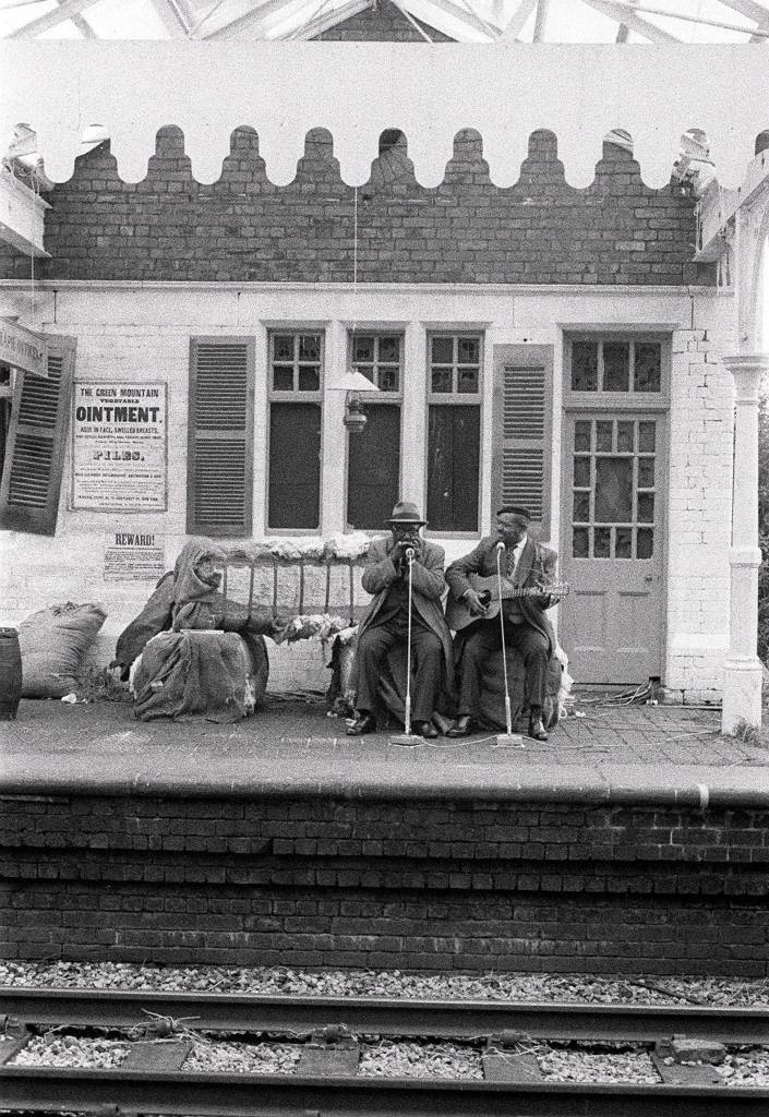  Sonny Terry and Brownie McGhee 