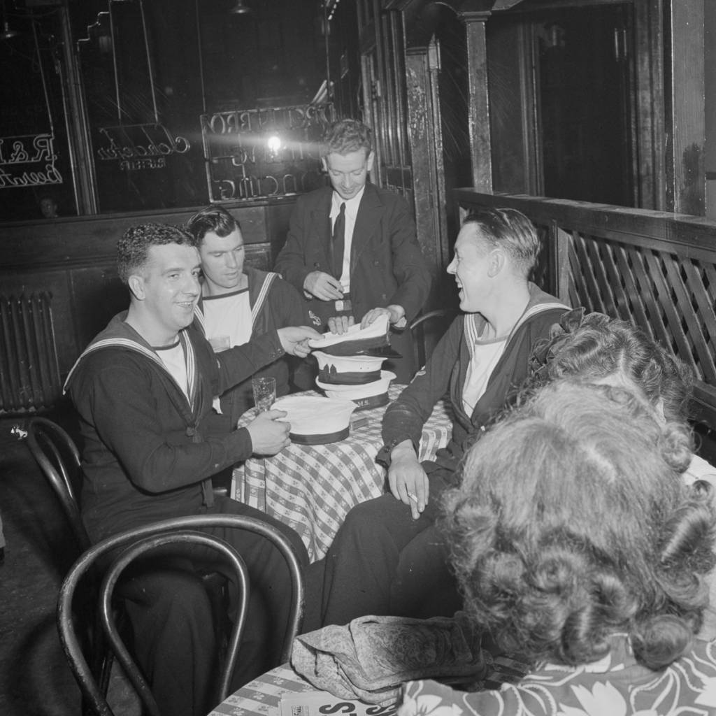 O'Reilly's bar New York City 1942