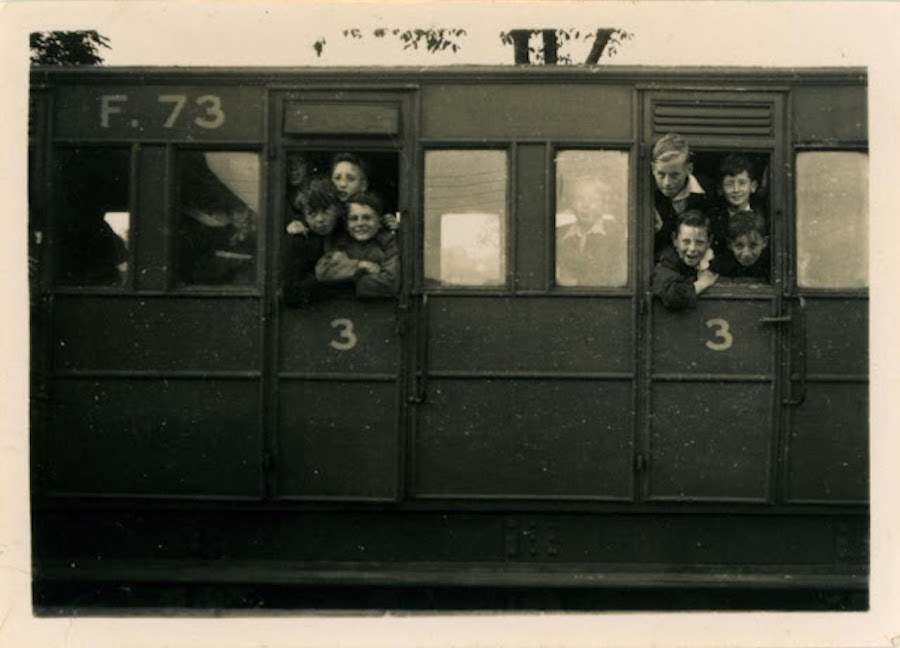 John-Lennon-school-trip-1951-2