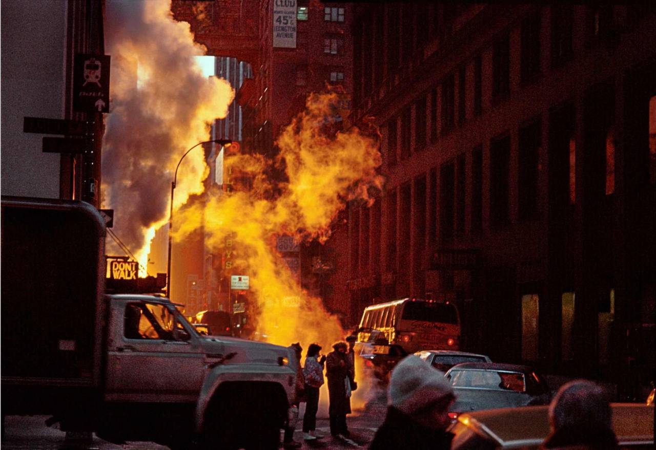 1984, New York, steam jet in the morning sun