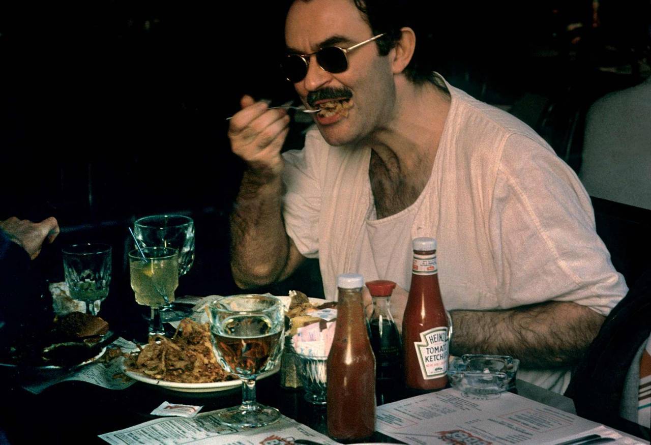1985, New York, man eating