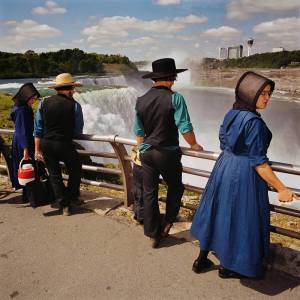 Mennonites-at-Overlook-Niagra-Falls-State-Park-NY-19991 - Flashbak