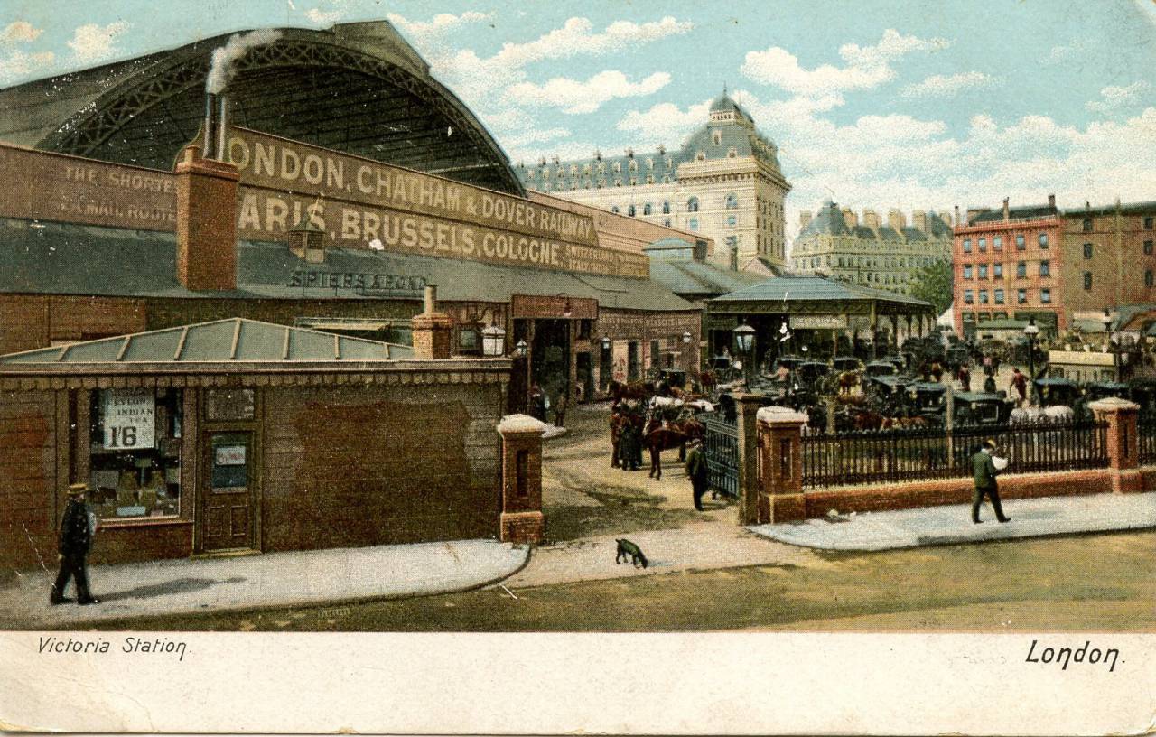 Victoria Station A History In 33 Photos Flashbak Victoria Station A History In 33 Photos Flashbak