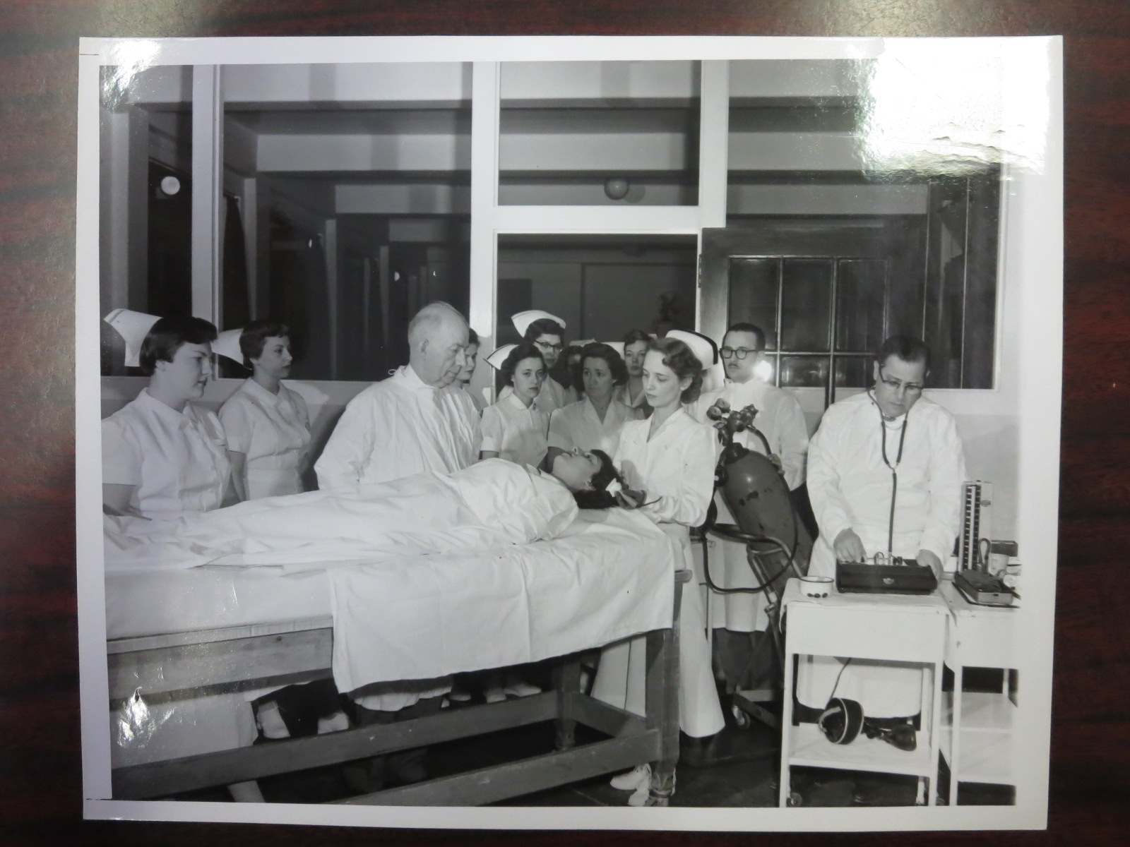 Покажи психиатрическую больницу. Психиатрическая больница Линкольн. СССР 1930 психиатрическая больница. Детская психиатрическая больница 1957 Лондон. Психиатрические клиники 19 века.