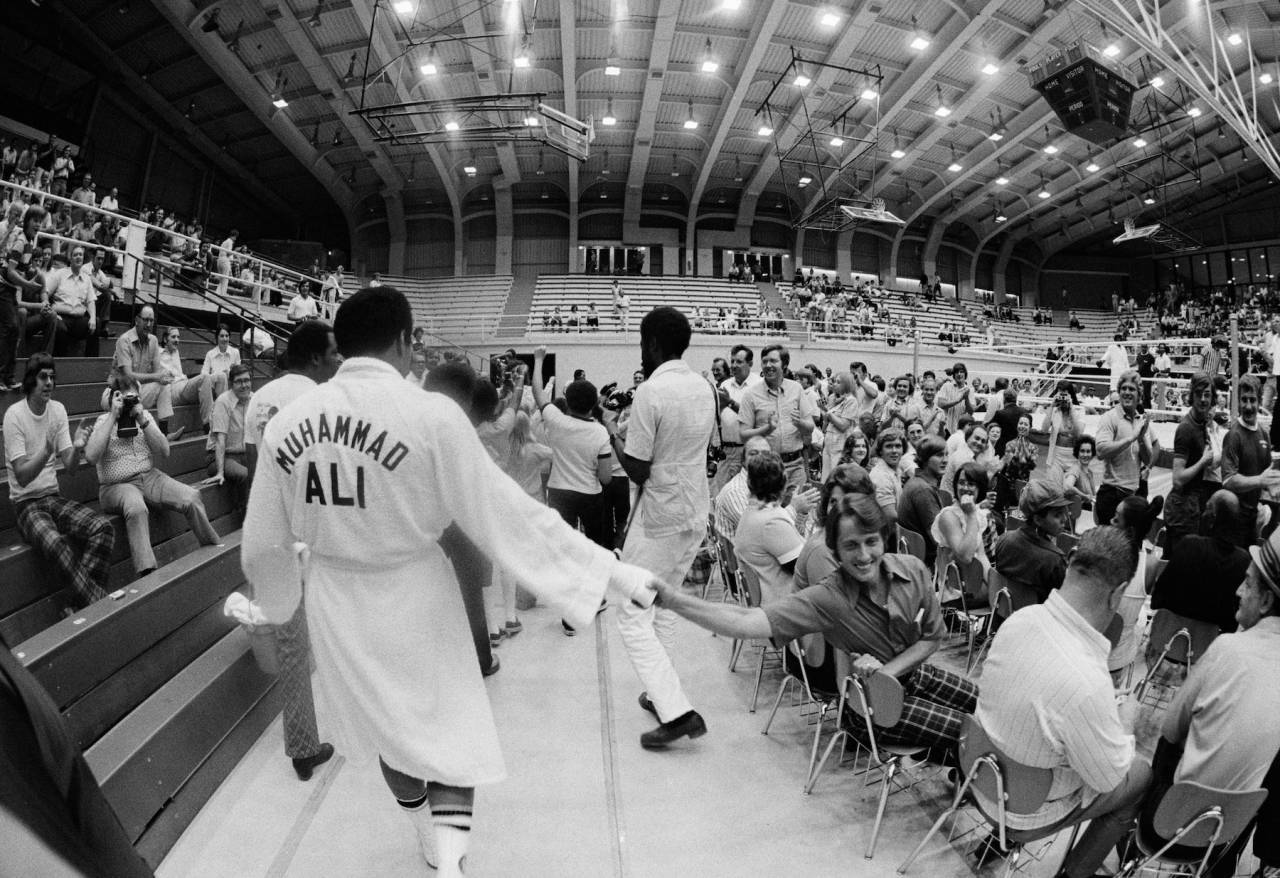 Muhammad Ali 1974 press