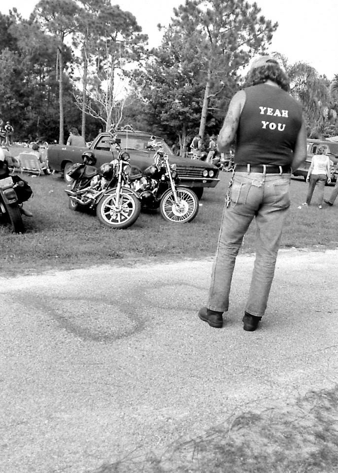 Pulsating Paul Harley Davidson bikers New Jersey babes