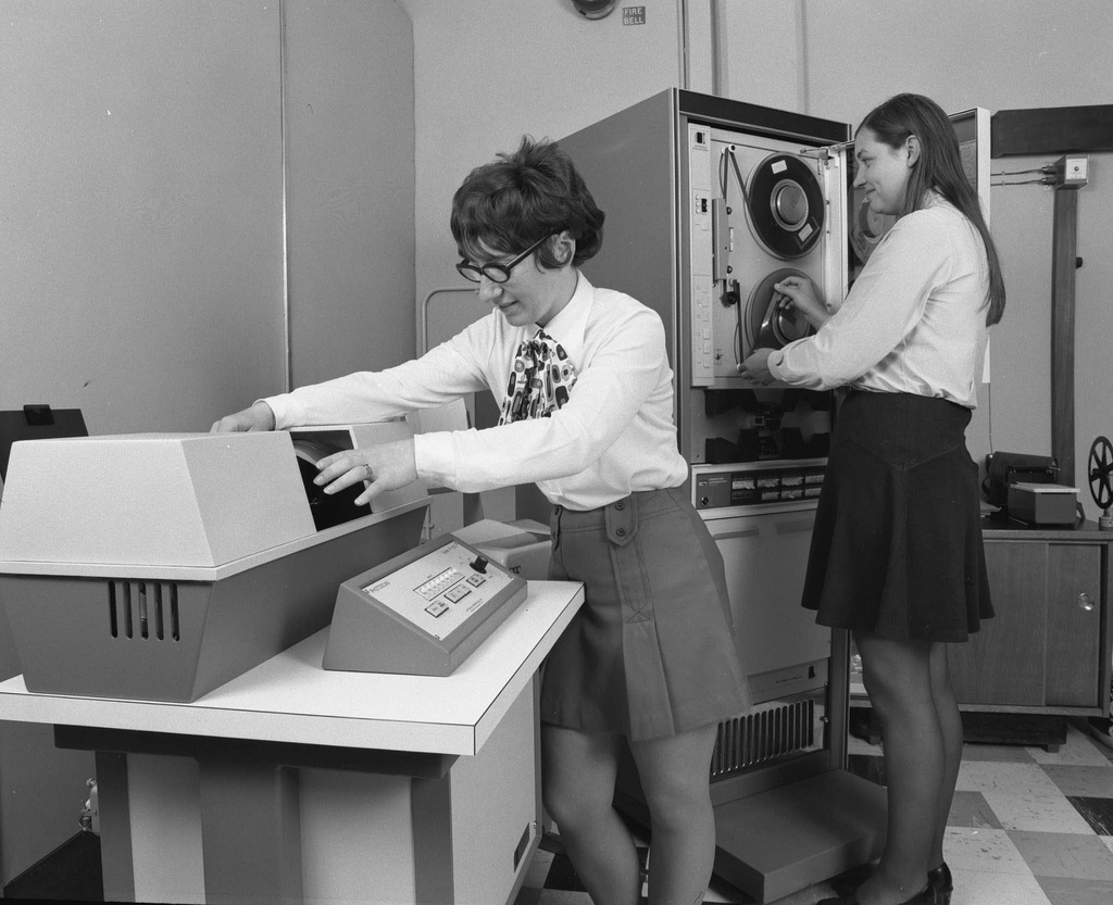 Vintage business machines computers