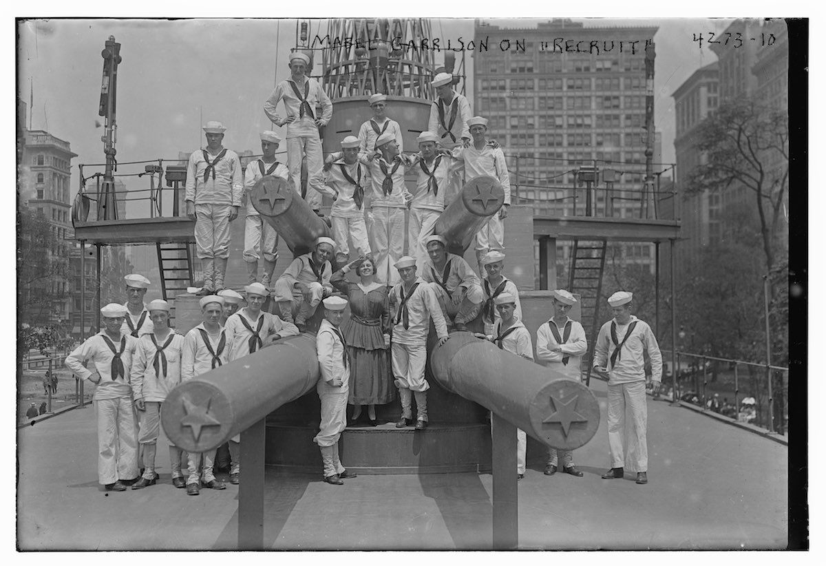 1917-1920 Union Square Building the USS Recruit New York City