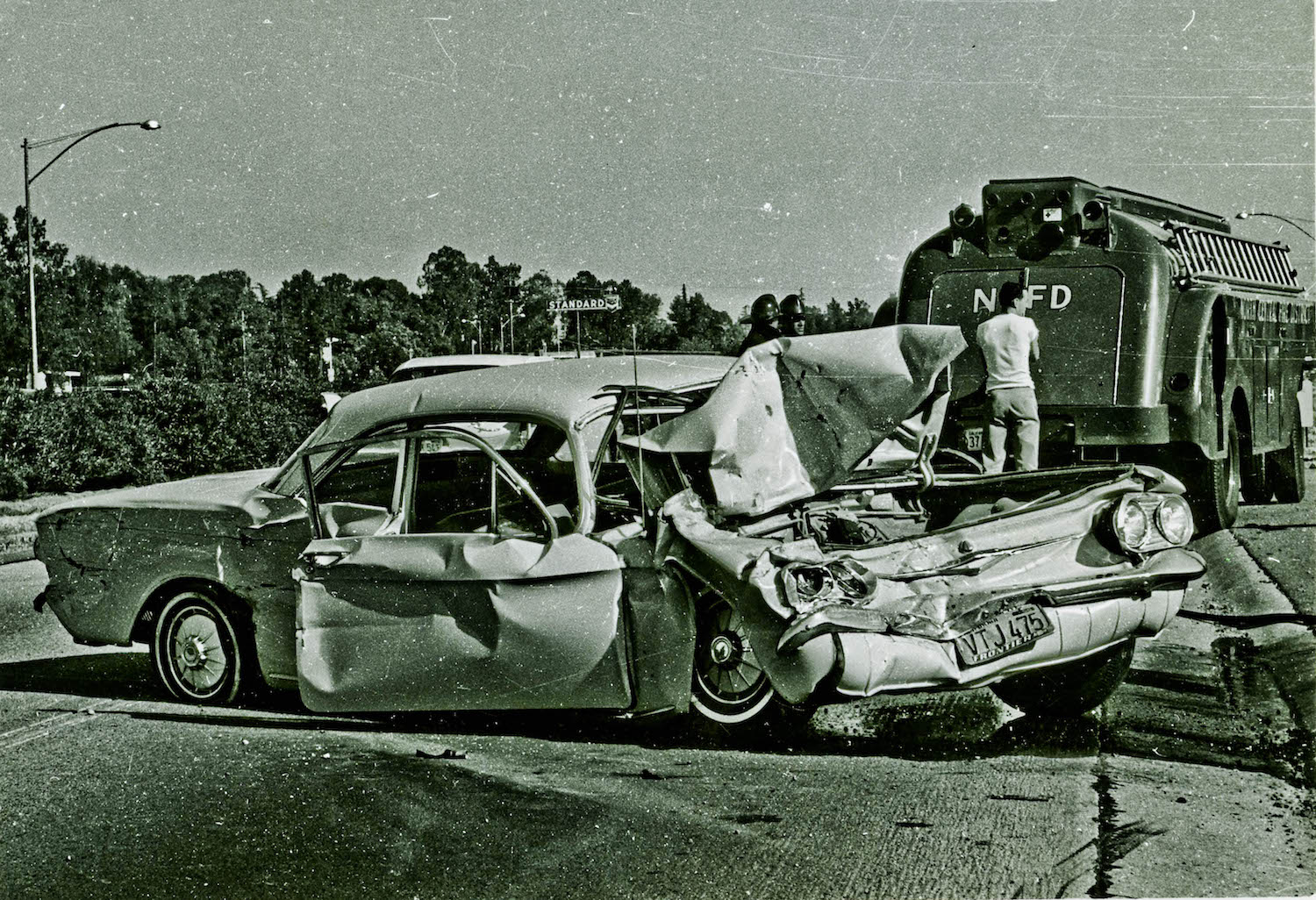 Photos Of Old Car Wrecks