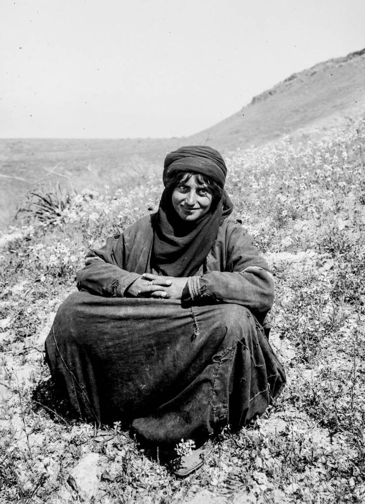  American Colony Photo Department, the Matson Photo Service, Bedouins 1898, Jerusalem, Palestine, Egypt