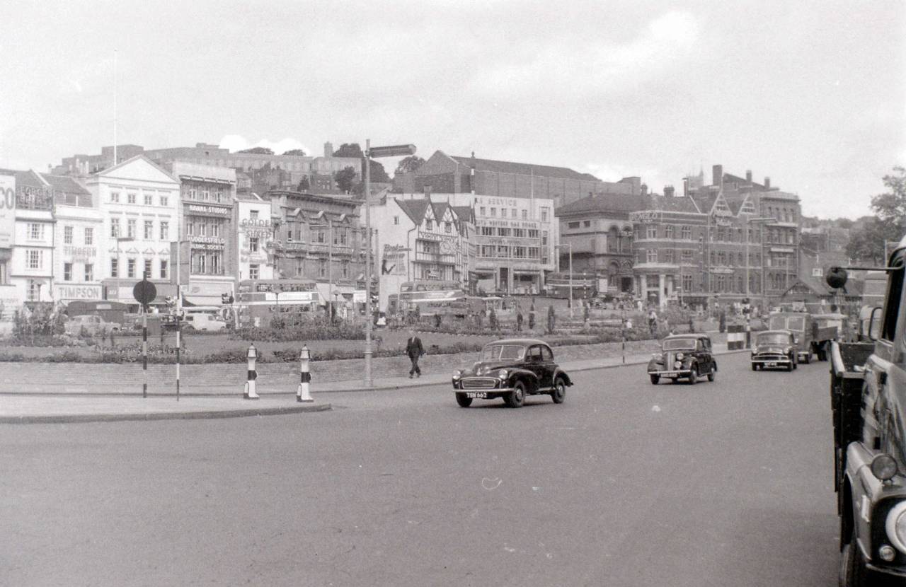 Marvellous Pictures Of A Day Trip To Bristol In July 1958