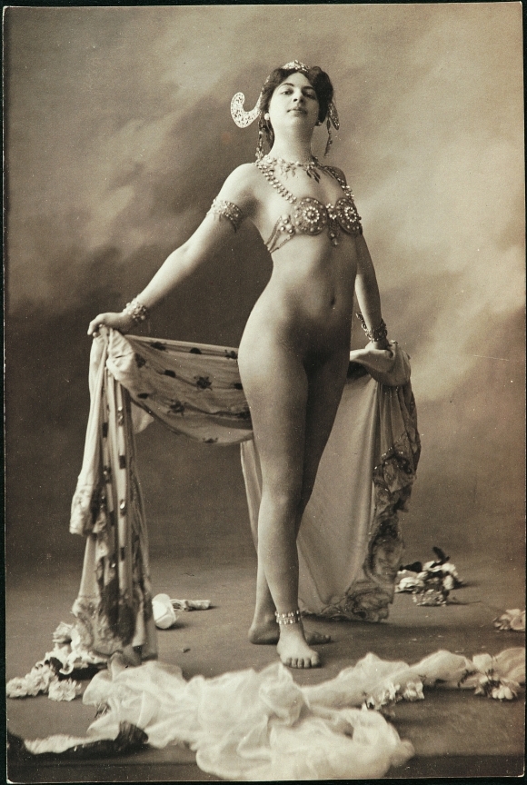 580px x 864px - Mata Hari In Photos: The Ultimate Femme Fatale and Woman of ...