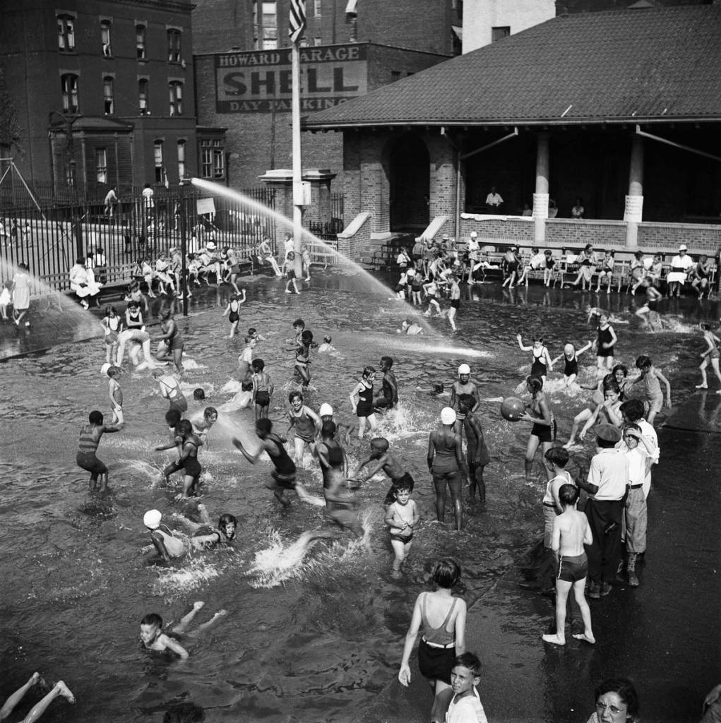 NEw York July 1935 Wading pool, Carmansville Playground.