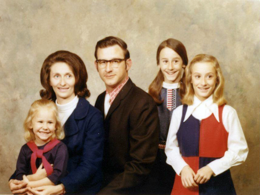 awkward-family-photograph