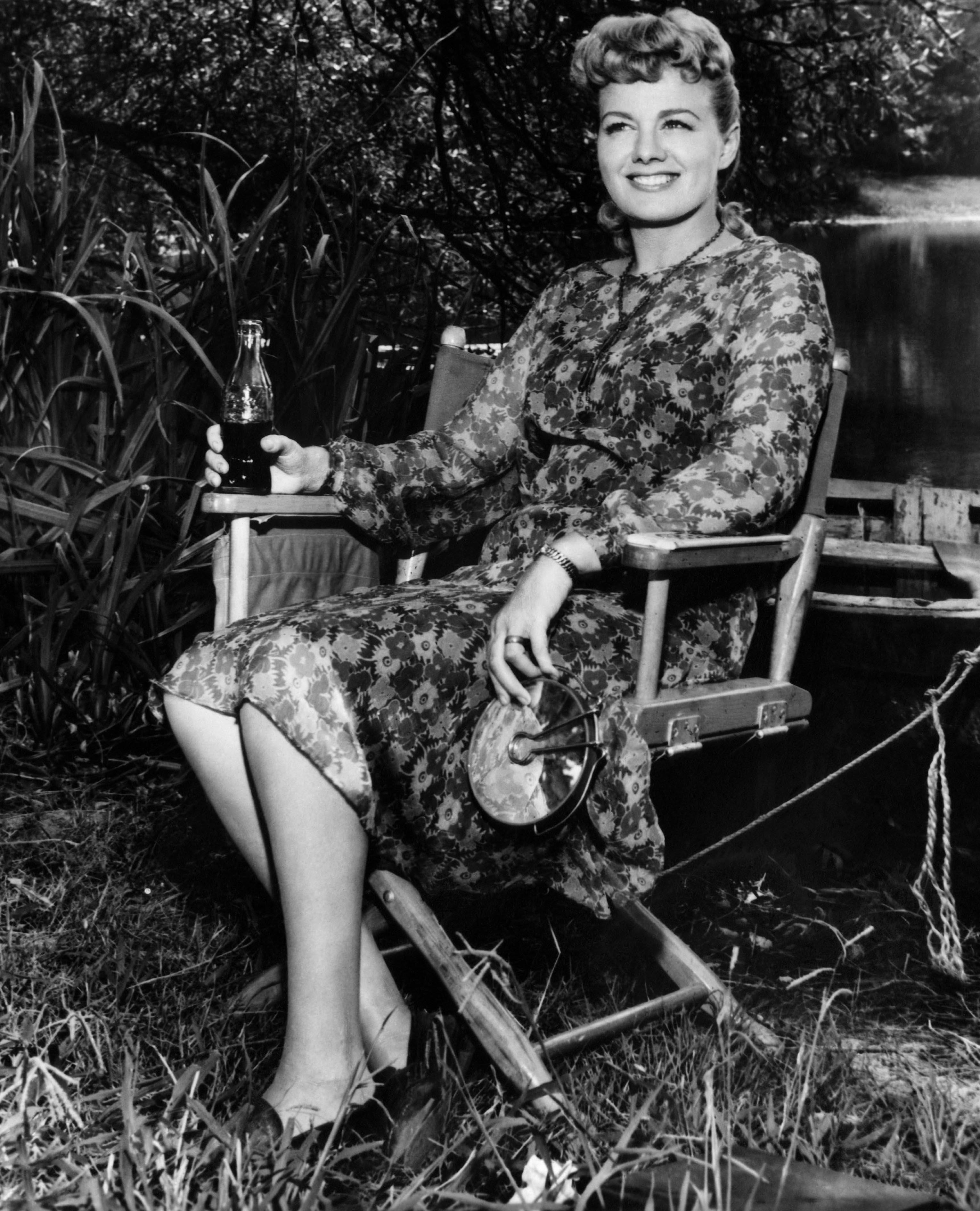 THE NIGHT OF THE HUNTER, Shelley Winters on set 'THE NIGHT OF THE HUNTER' FILM - 1955