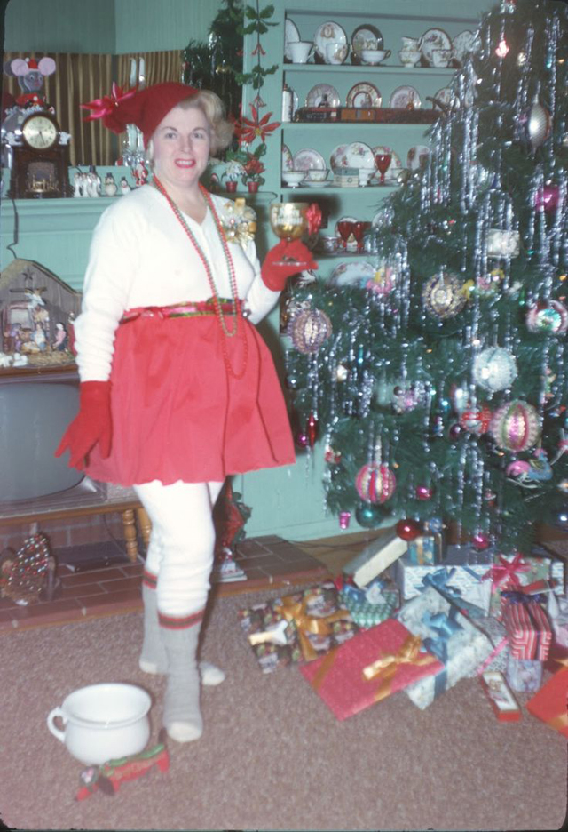 Mid-Century Women Enjoying Real Christmas Trees - Flashbak