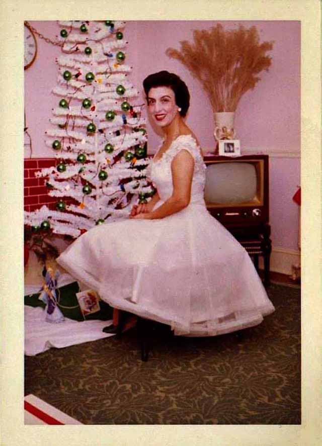 woman Christmas tree 1950s 1960s 
