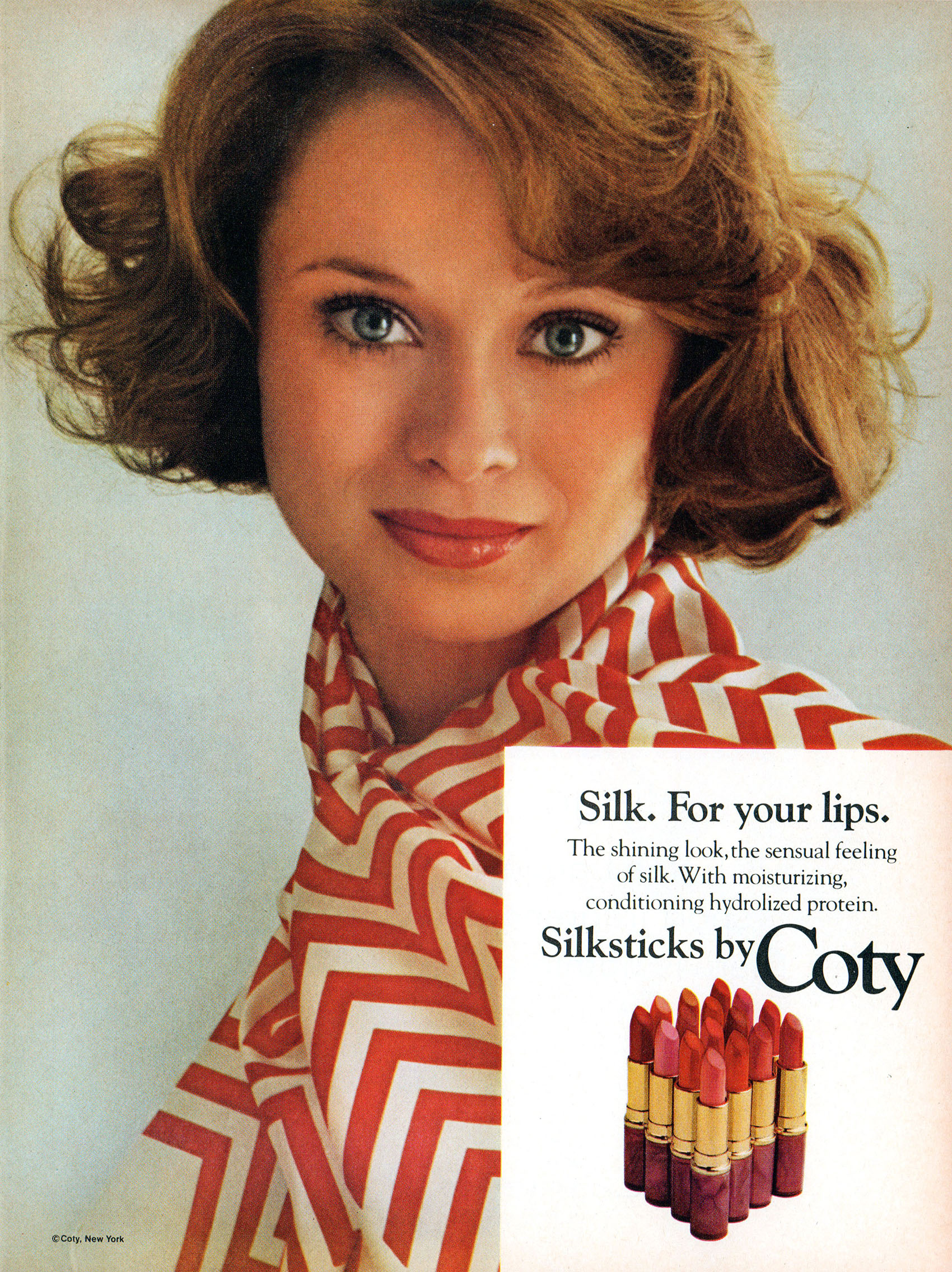 vintage-lipstick-advert