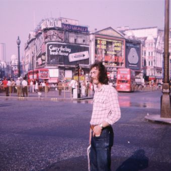 piccadilly-circus-1973 - Flashbak