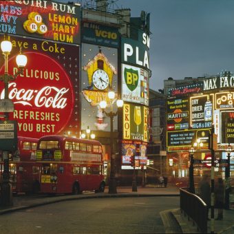 100 Years of Amazing Piccadilly Circus Photos