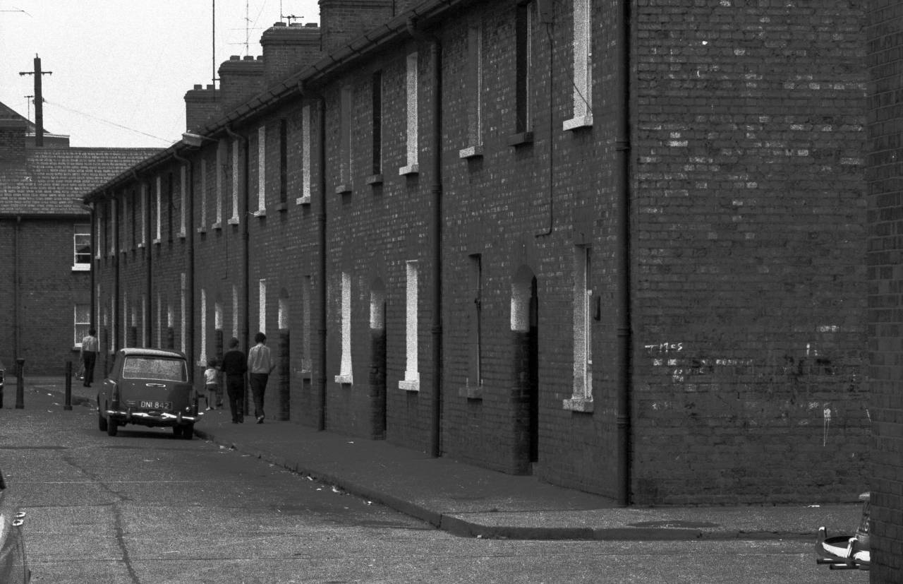 terraced-houses-heinrich-klaffs-dublin-1973