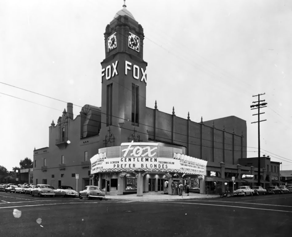 007_Vintage Movie Marquee