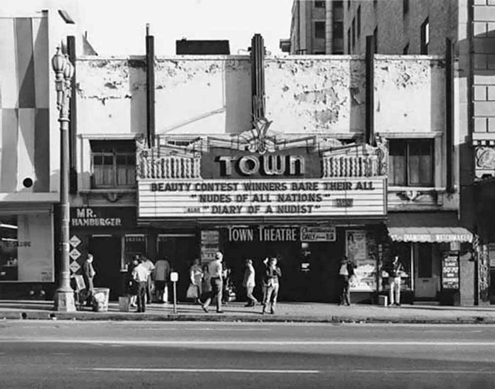 048_Vintage Movie Marquee