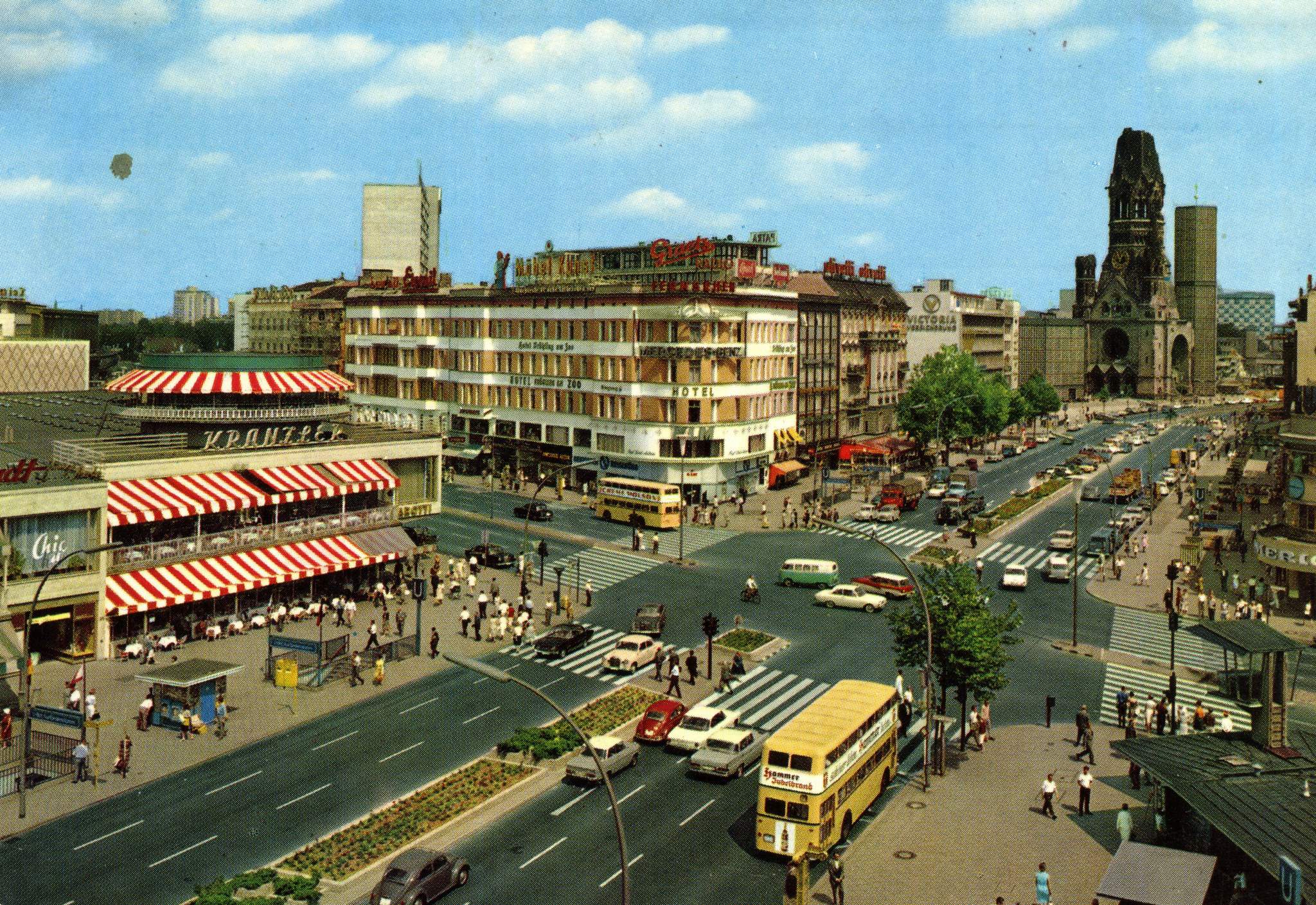 Krüger postcard Berlin (former West Berlin area), Kurfürstendamm c.1965