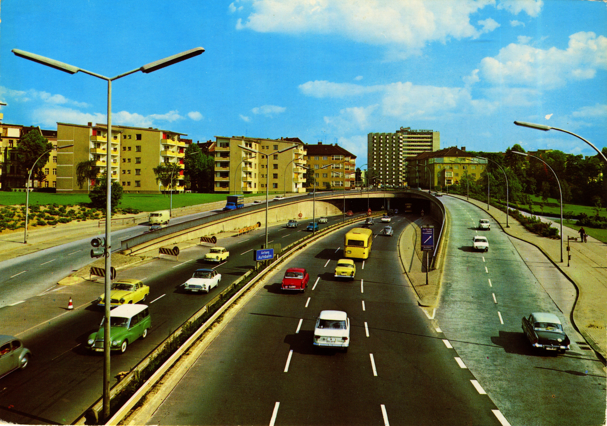 Berlin Autobahn postcard early sixties - Flashbak