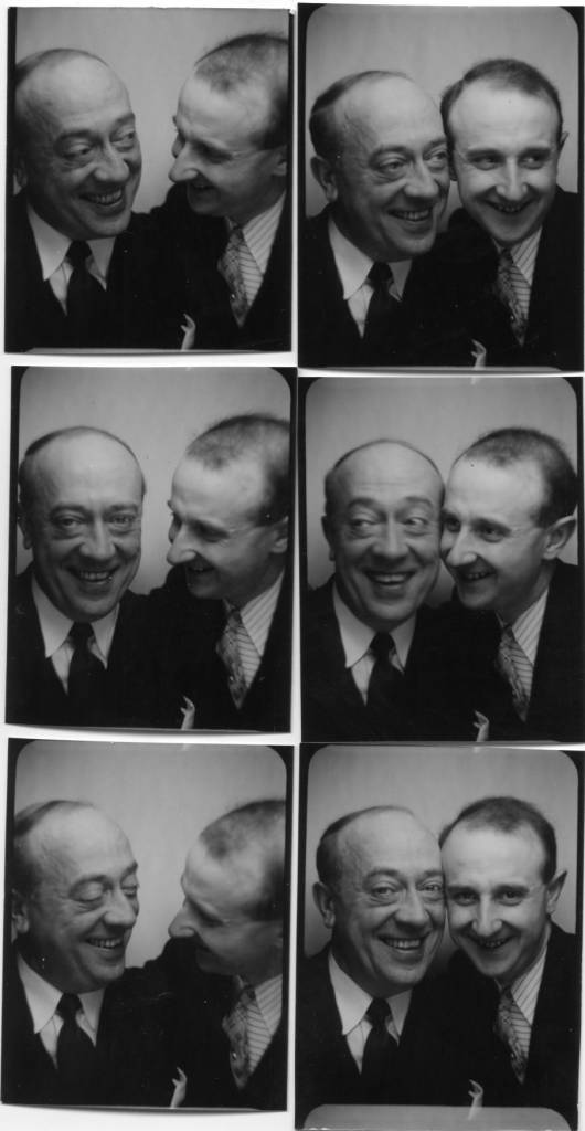 Le photographe Willy Michel (à droite) et Albert Duvaleix (1893-1962), acteur de cinéma (La Poison, Si Versailles m'était conté...). Le 29 mars 1941