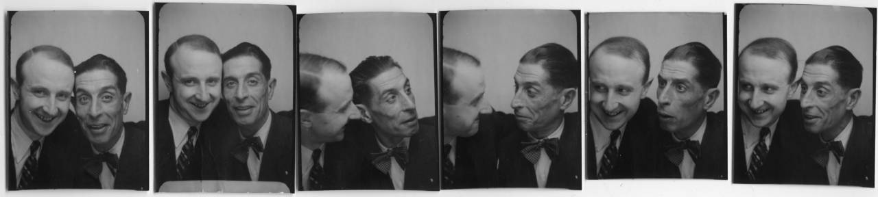 Le photographe Willy Michel (à gauche) et Porto, clown. Le 30 avril 1940