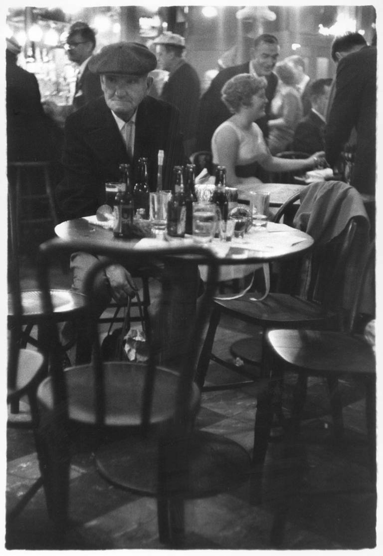 A Raucous Night At O'Rourke's Bar, Brooklyn (1960) - Flashbak