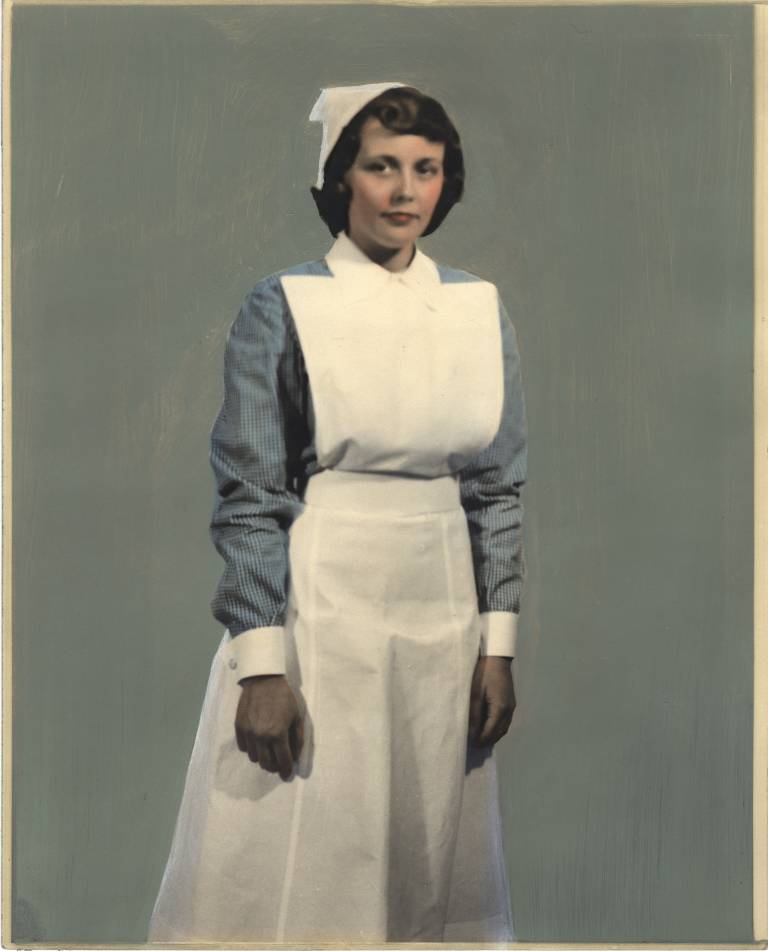 National Nurses' Uniforms Of 1950 - Flashbak