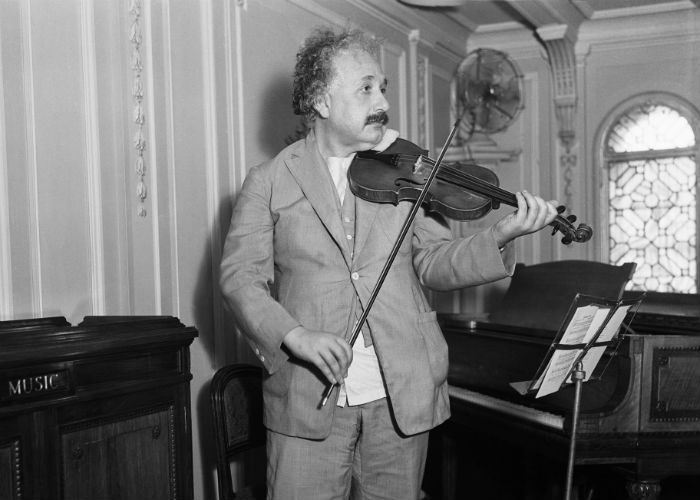 Albert-Einstein-Violin