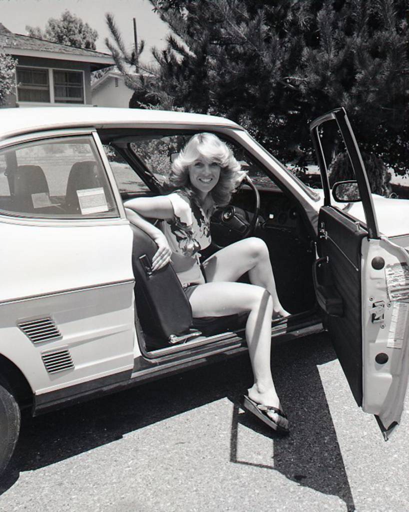 Vintage Photos Of Ladies Stepping Out From The Drivers Seat Flashbak 