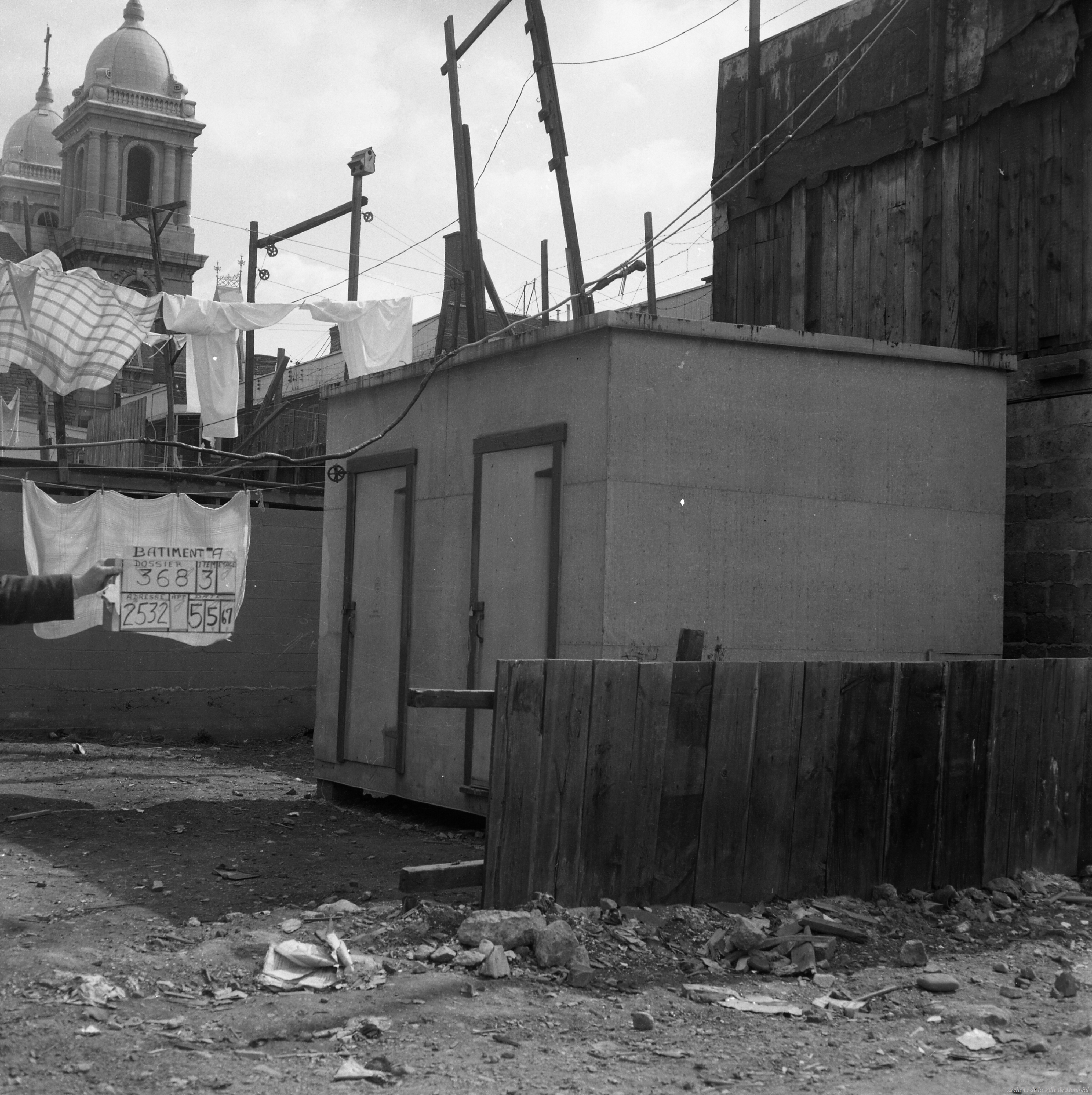 Expropriation rue Saint-Martin, rue Saint-Jacques, rue Saint-André. 5 mai 1967.