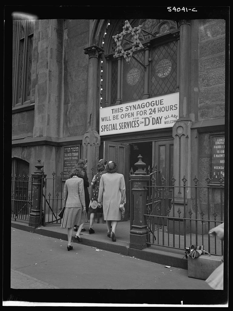 New York, New York. June 6, 1944. Entering the synagogue on West Twenty