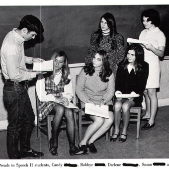 1970s school students - Flashbak