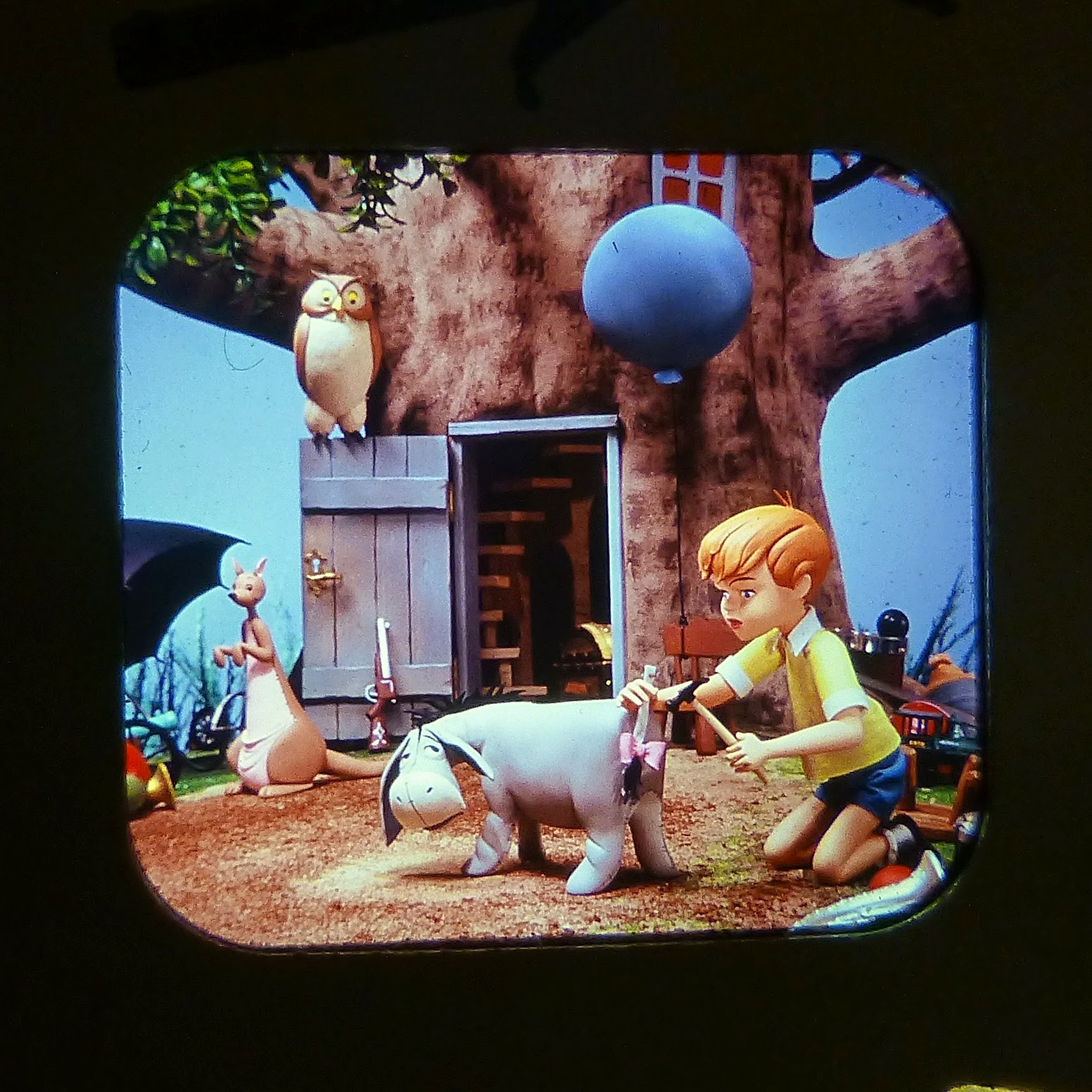 WINNIE THE POOH AND THE HONEY TREE VIEW MASTER