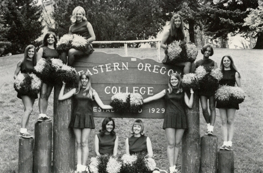 vintage cheerleaders (8)