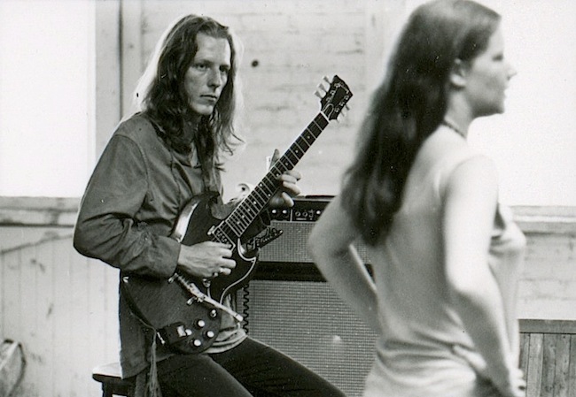 Before Janis Joplin jined the group in June 1966, lead guitarist James Gurley has been the group's most popular member