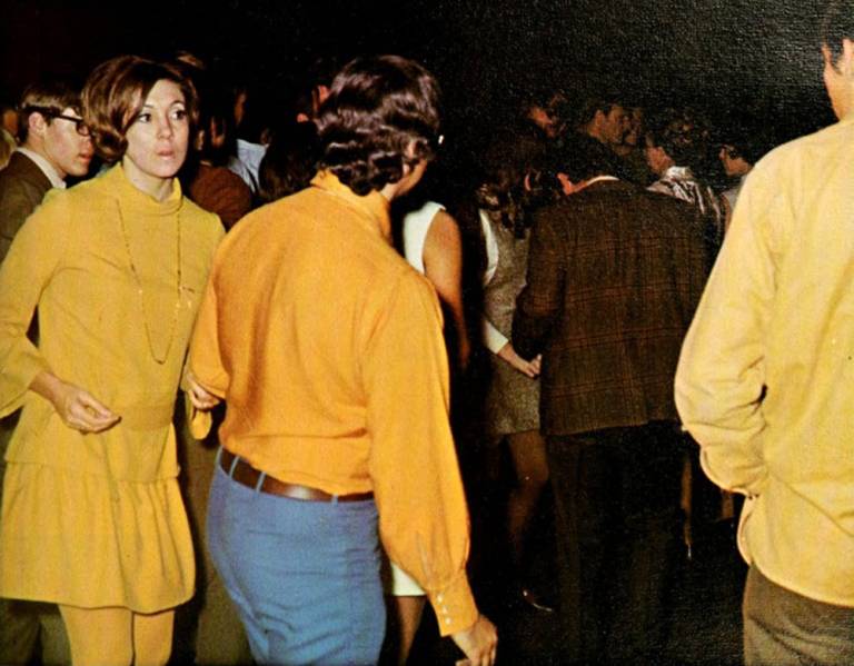 50 Random Pictures Of People Dancing In The 1960s 1970s Flashbak
